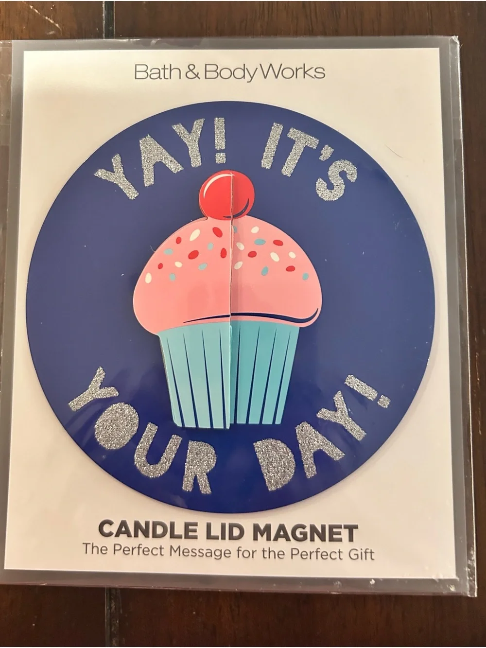 Bath & Body Works -6 Assorted Candle Lid Magnets